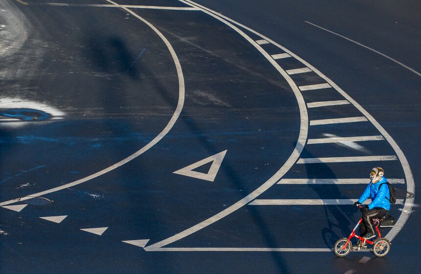 Второй зимний велопарад прошел в Москве. Фото 29 фото