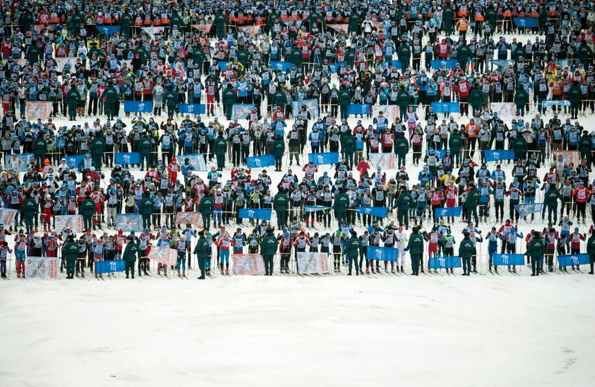 В подмосковных Химках прошла массовая лыжная гонка "Лыжня России". Фото: m24.ru/Игорь Иванко