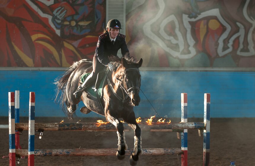 Кавалерийские маневры сотрудников ГУ МВД Москвы. Фоторепортаж 34 фото