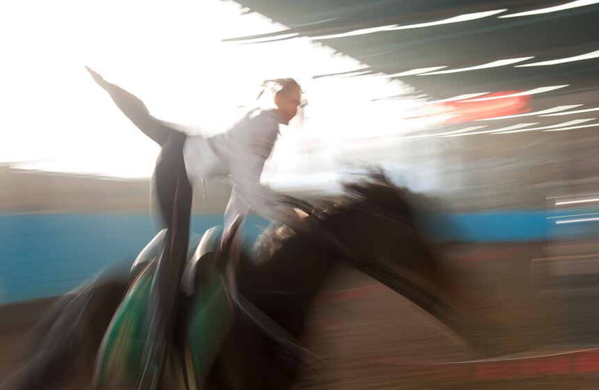 Кавалерийские маневры сотрудников ГУ МВД Москвы. Фоторепортаж 23 фото