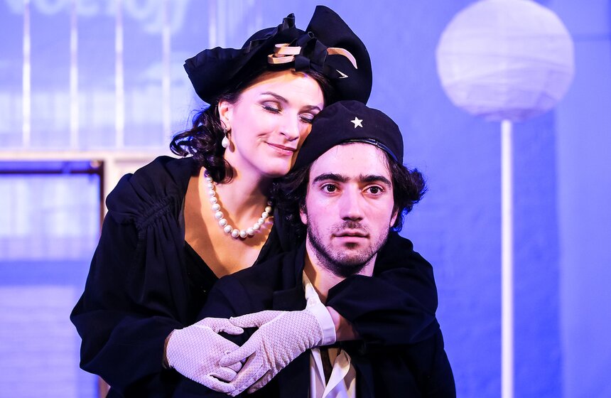 Спектакль "Сирано" в театре МОСТ. Фоторепортаж 15 фото