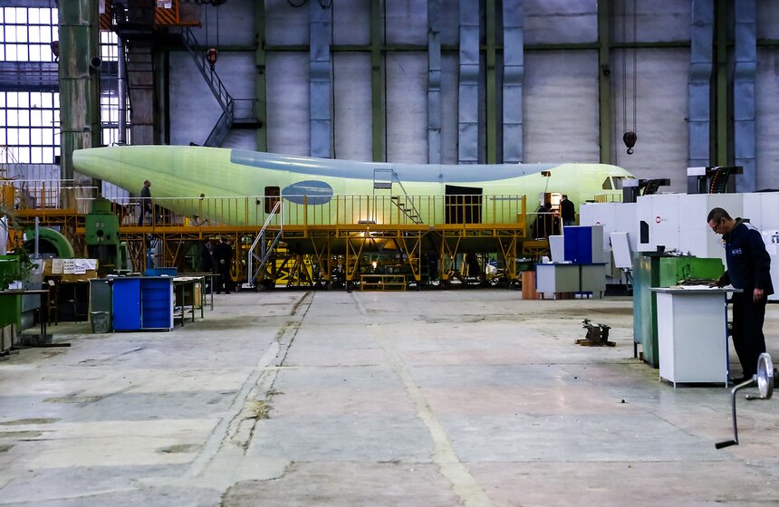 Как создают военно-транспортный самолет Ил-112В 27 фото