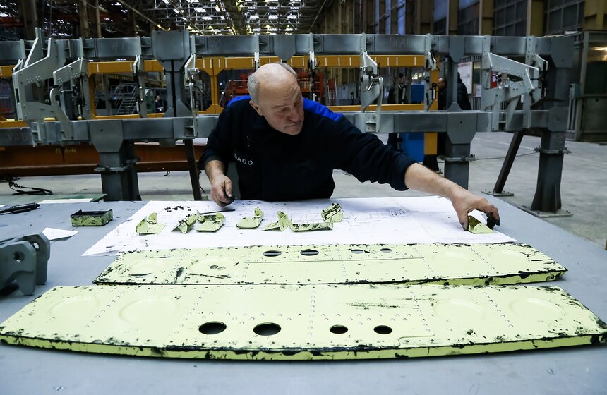 Как создают военно-транспортный самолет Ил-112В 38 фото