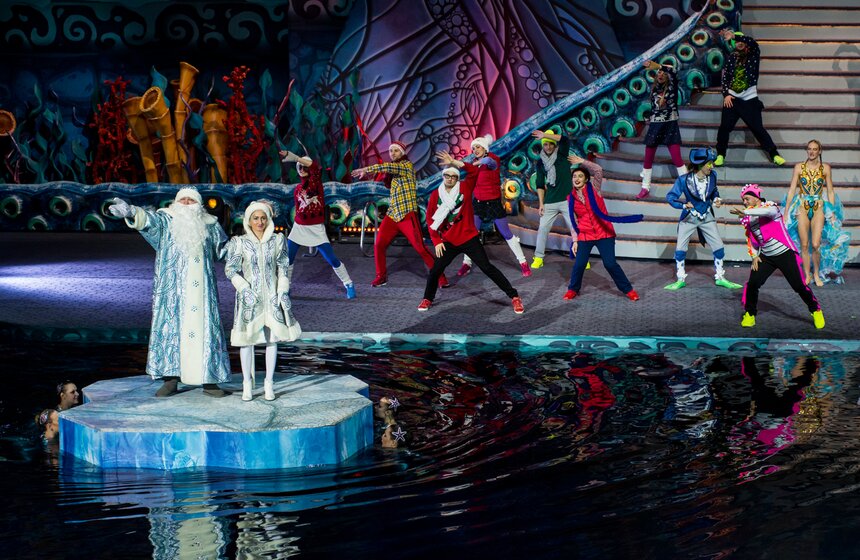 Цирковое шоу на воде "Тайна подземного моря" 38 фото