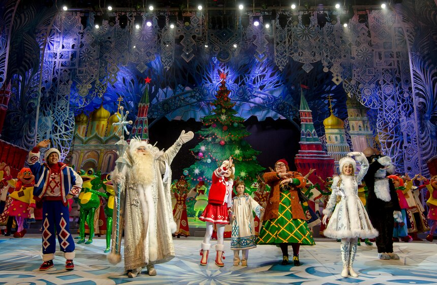 Главная Елка страны стартовала в Кремле 45 фото