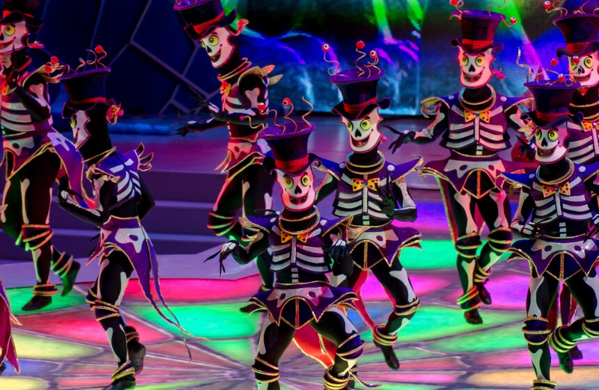 Главная Елка страны стартовала в Кремле 30 фото