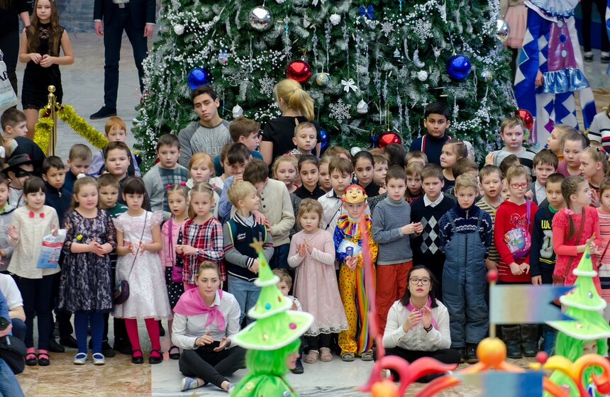 Главная Елка страны стартовала в Кремле 6 фото