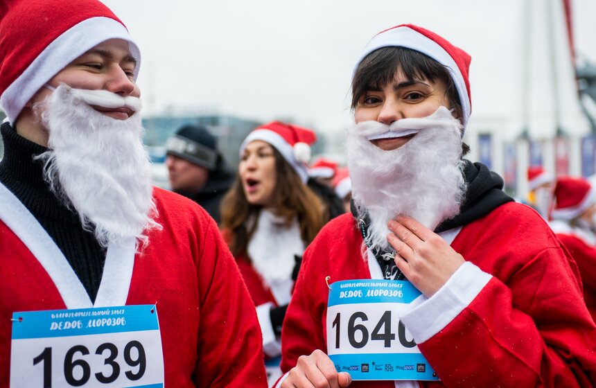 Благотворительный забег Дедов Морозов 5 фото