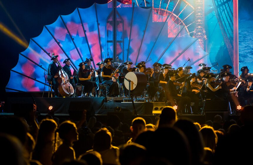 Новогоднее концертное шоу "Волшебное созвездие Disney" 24 фото