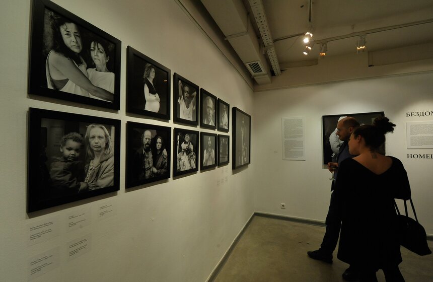 Фотовыставка Говарда Шатца в Москве 13 фото