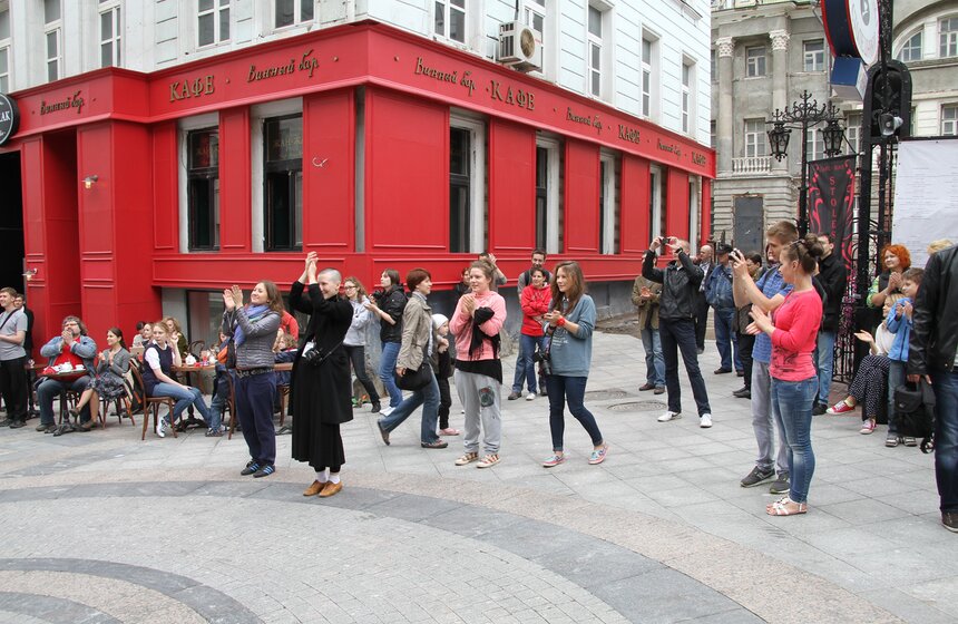 В центре столицы прошел фестиваль "Открытые улицы" 16 фото