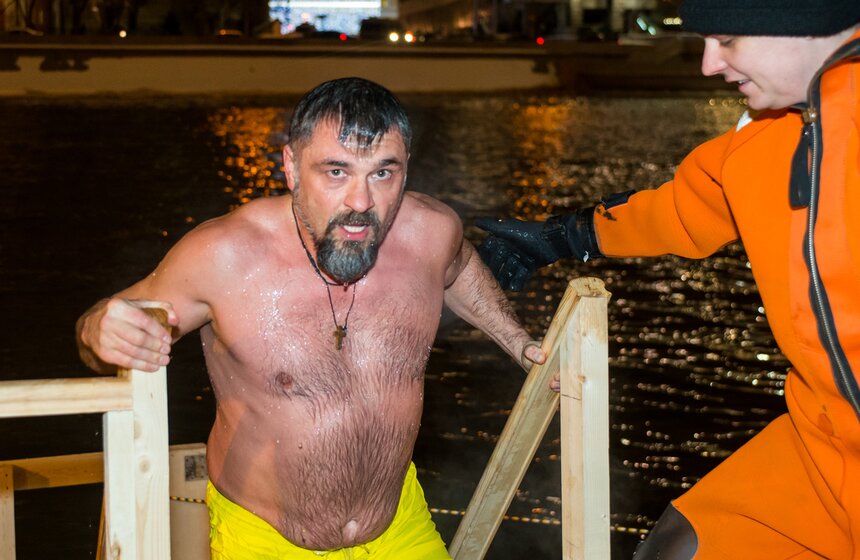 Крещенский забег. Фоторепортаж 23 фото