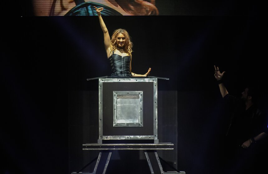 Шоу The Illusionists прошло в Crocus City Hall 13 фото