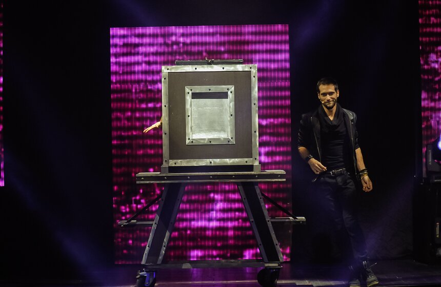 Шоу The Illusionists прошло в Crocus City Hall 14 фото