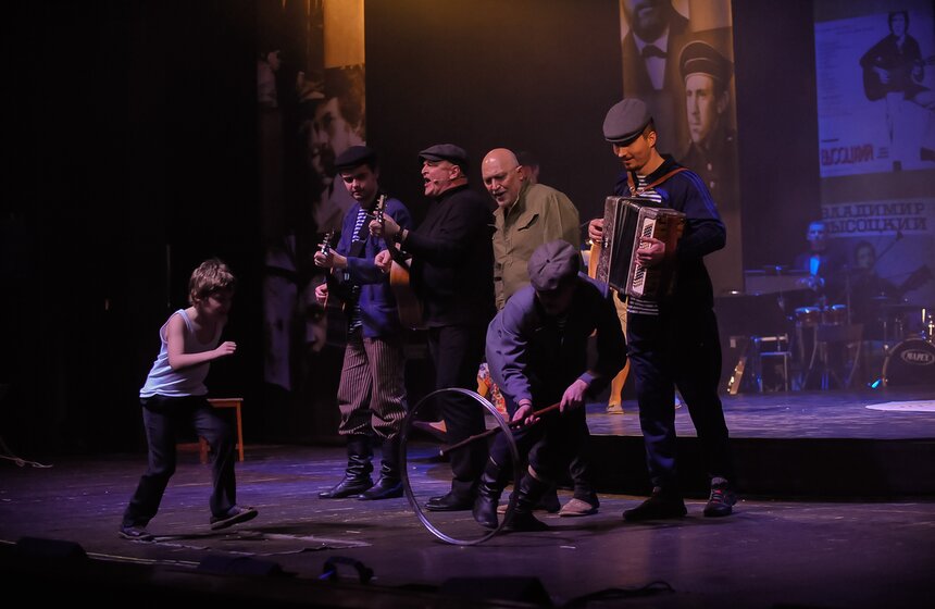 Музыкальный спектакль "Высоцкий. Рождение легенды" 12 фото