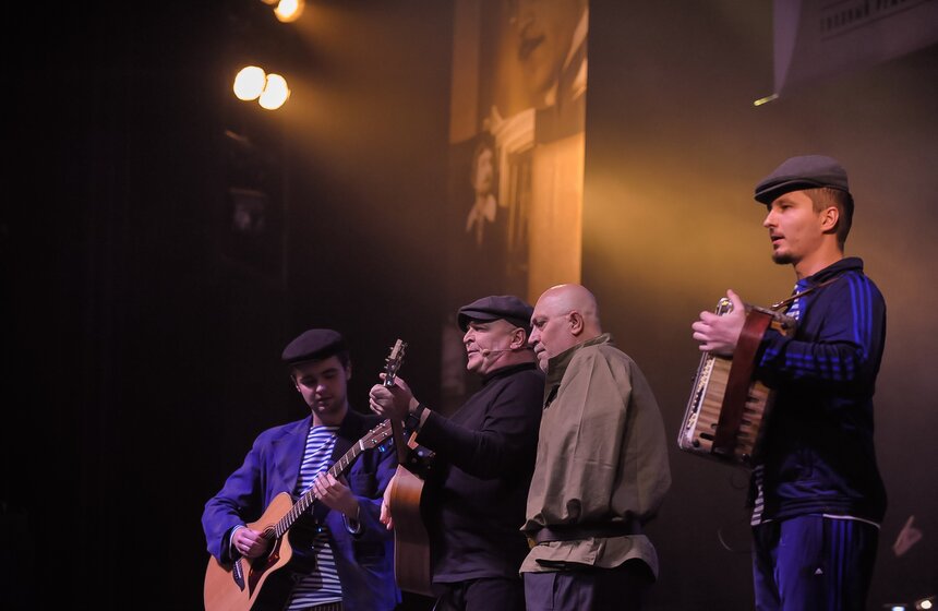 Музыкальный спектакль "Высоцкий. Рождение легенды" 14 фото