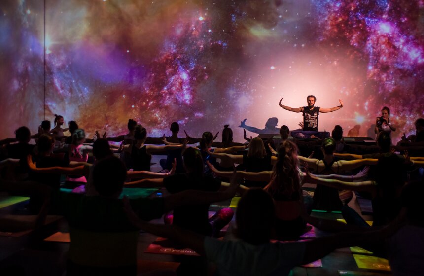 Йога-марафон в арт-пространстве Artplay 9 фото