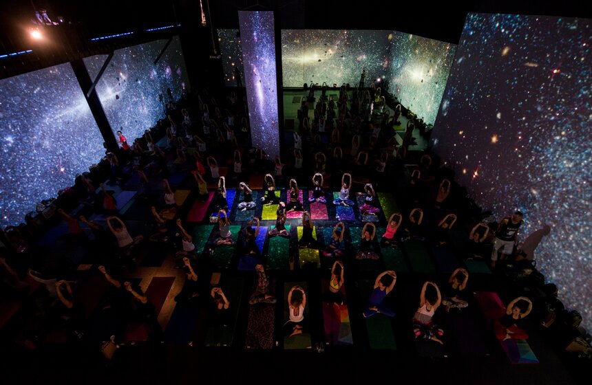 Йога-марафон в арт-пространстве Artplay 11 фото