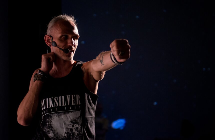 Йога-марафон в арт-пространстве Artplay 16 фото