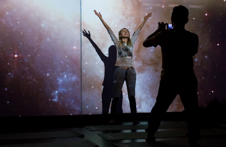 Йога-марафон в арт-пространстве Artplay 3 фото