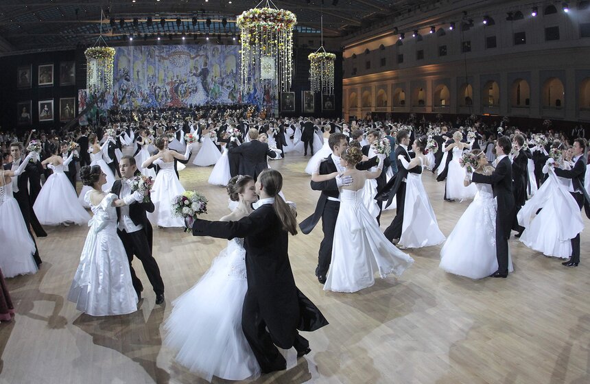 В Москве прошел Венский бал 12 фото