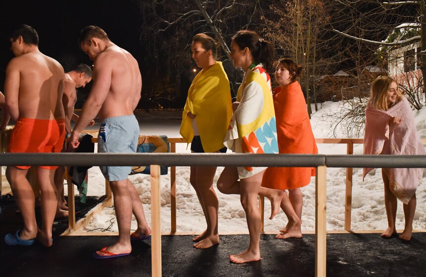 Как прошли крещенские купания в парке "Сокольники" 35 фото