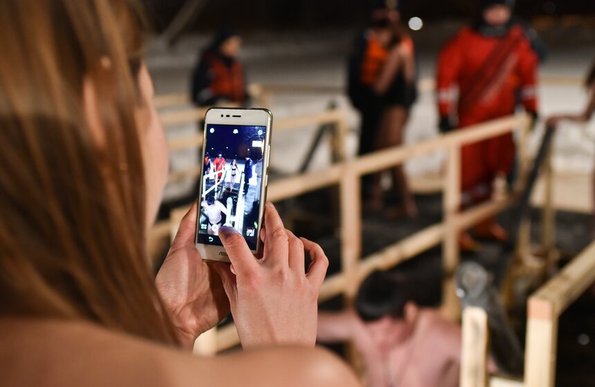 Как прошли крещенские купания в парке "Сокольники" 24 фото