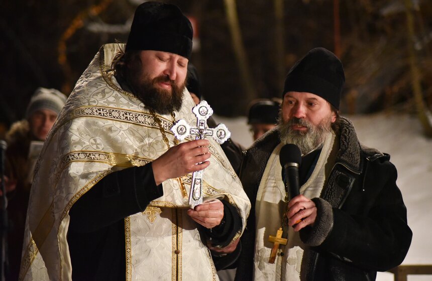 Как прошли крещенские купания в парке "Сокольники" 9 фото