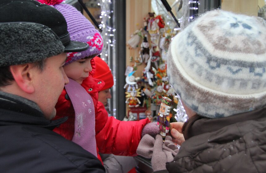 Новогоднее настроение на бульварах столицы 20 фото