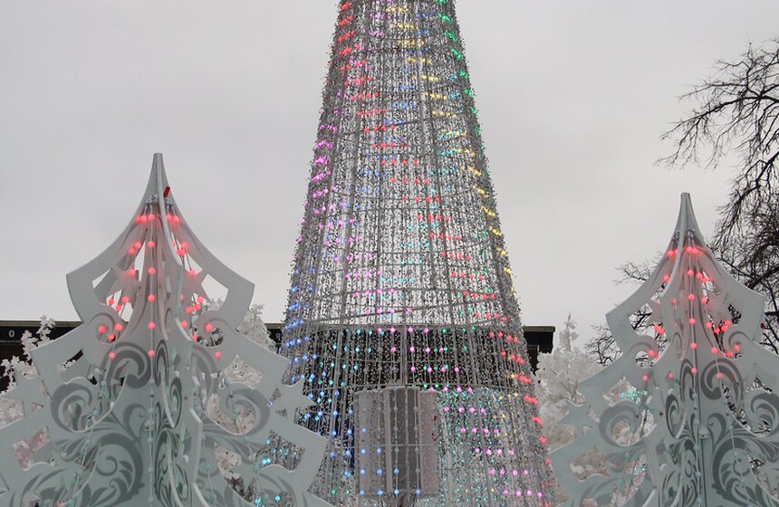 Новогоднее настроение на бульварах столицы 7 фото