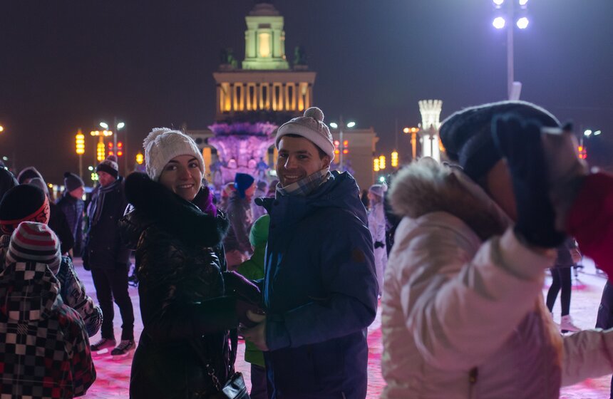 Танцевальный Старый Новый год на ВДНХ 12 фото