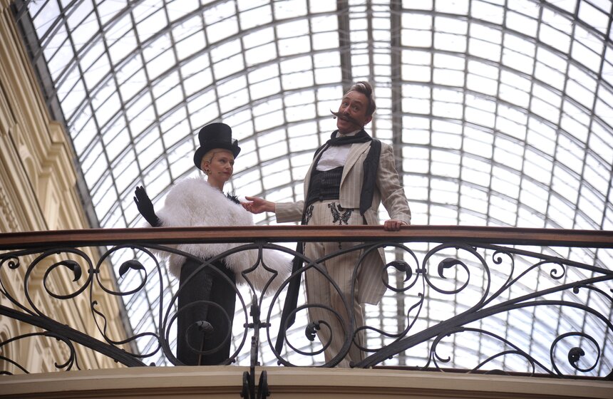 Очередной перформанс провел фестиваль "Золотая маска" 18 фото