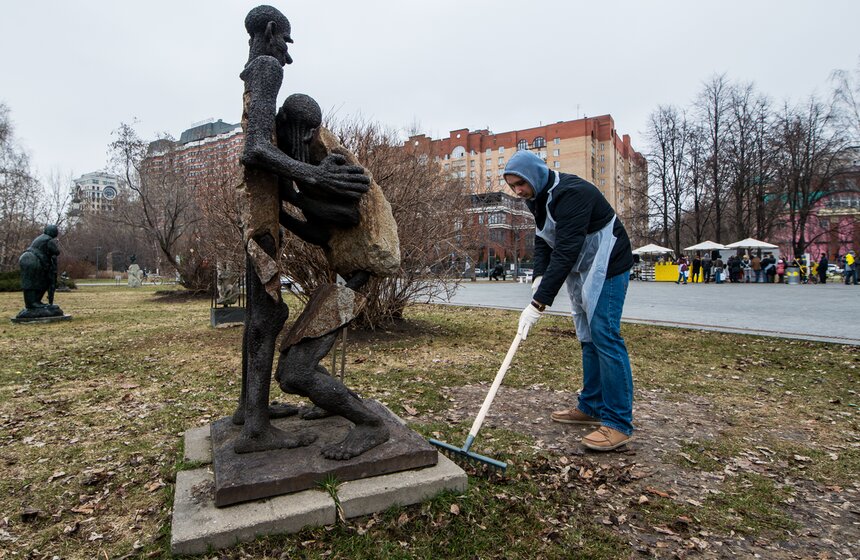 Субботник "За чистоту искусства" в Музеоне 6 фото