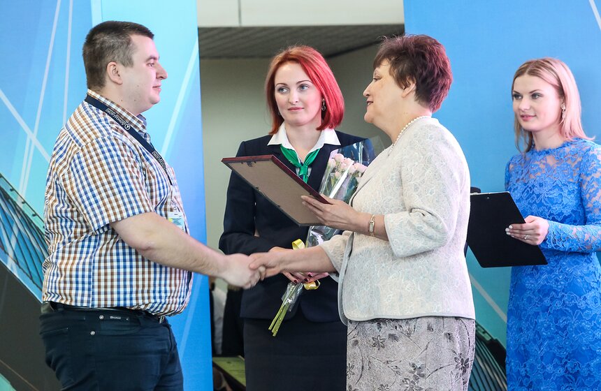 Аэропорт Домодедово отметил юбилей 2 фото