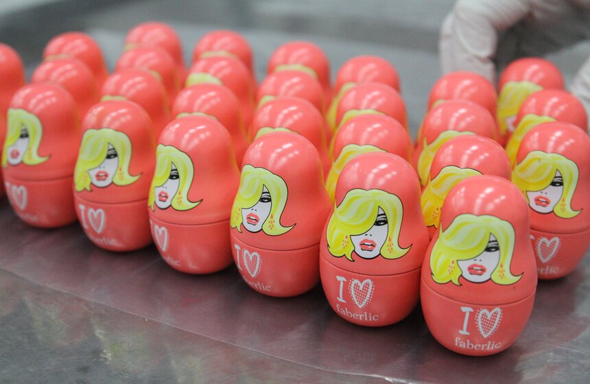 Мэр открыл новые производственные линии компании "Фаберлик" 10 фото