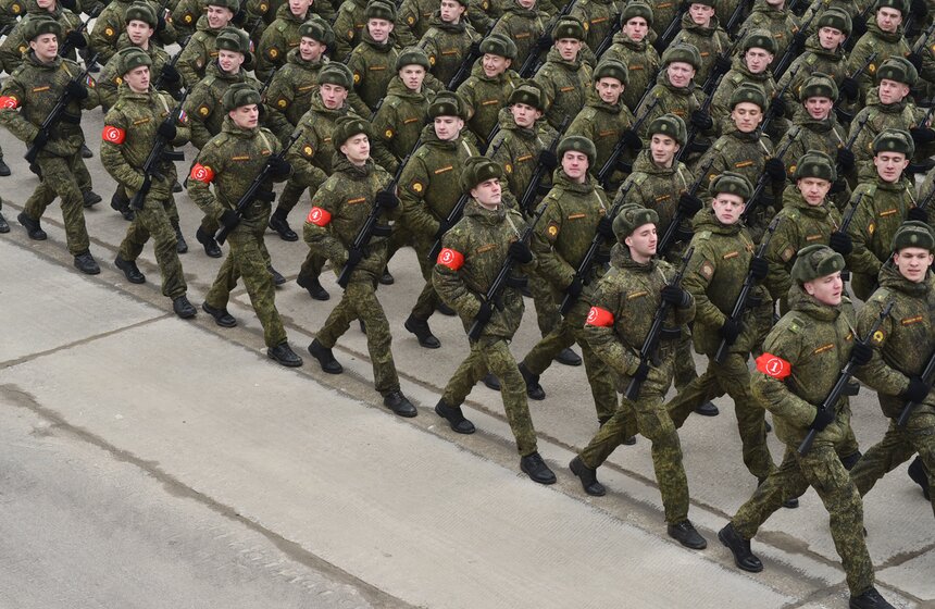 Репетиция парада Победы в Алабине 16 фото