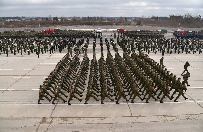 Репетиция парада Победы в Алабине 13 фото