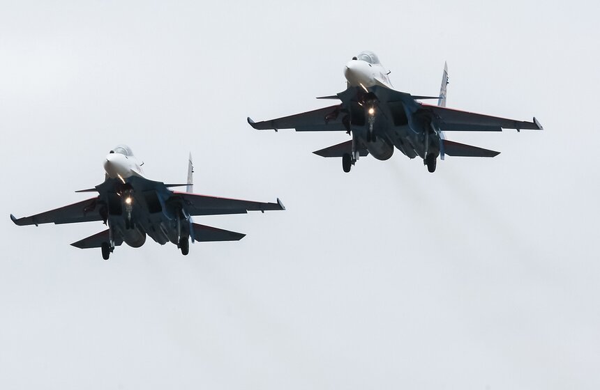 Первая репетиция авиации к параду Победы. Фоторепортаж 15 фото