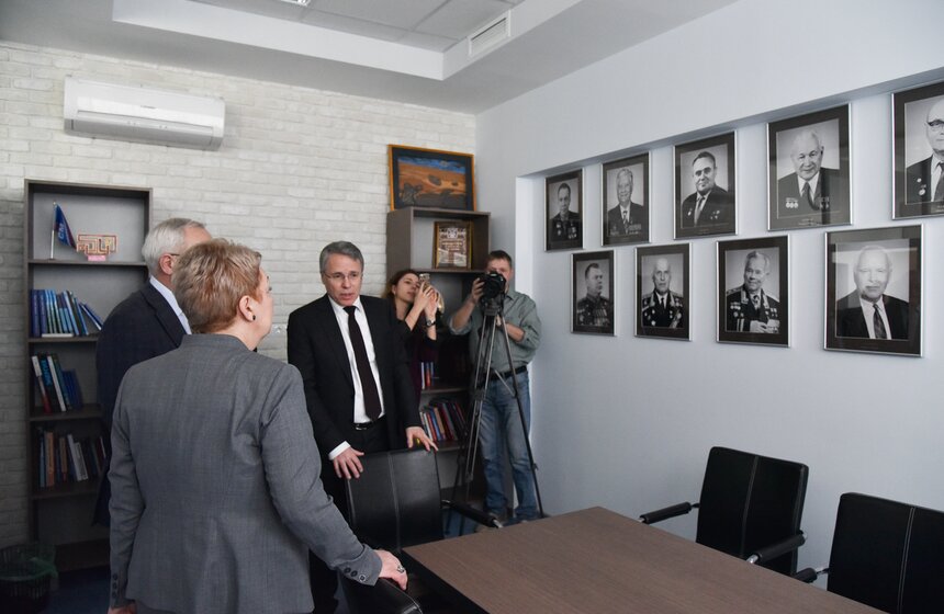 Центр "Композиты России" открылся в МГТУ им. Н.Э. Баумана 5 фото