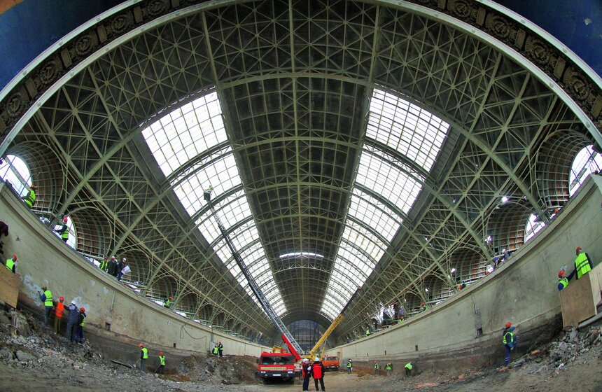 Собянин осмотрел ход реставрации павильона "Космос" на ВДНХ 12 фото