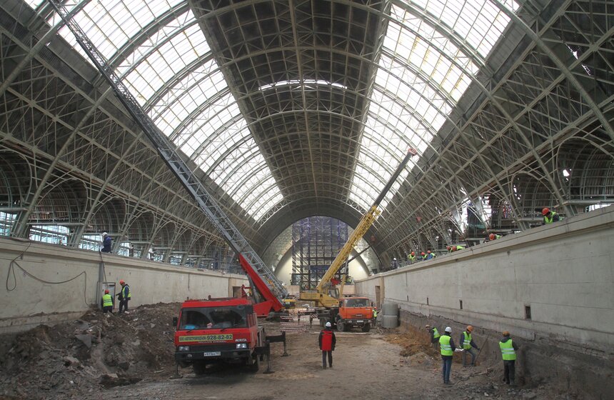 Собянин осмотрел ход реставрации павильона "Космос" на ВДНХ 2 фото