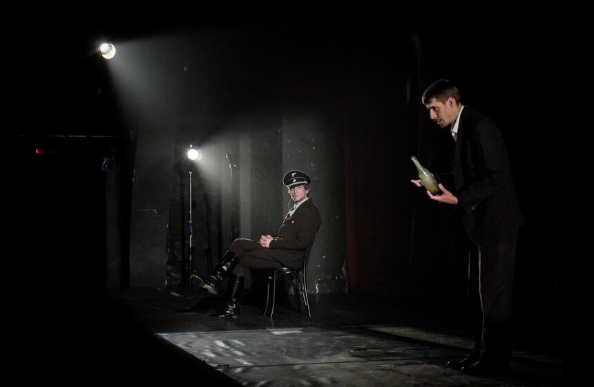 Спектакли "Золотой маски": "Молодая гвардия" 25 фото