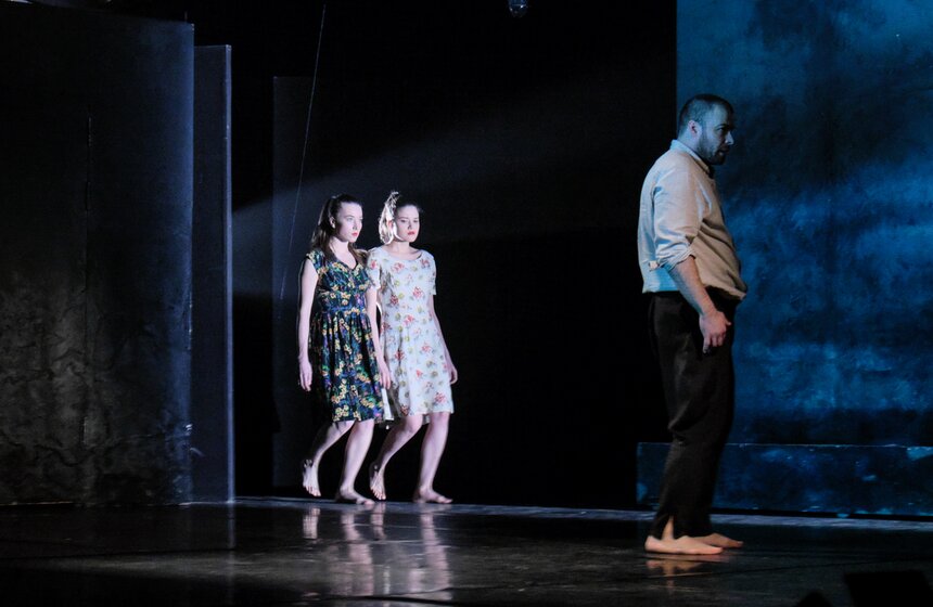 Спектакли "Золотой маски": "Молодая гвардия" 17 фото