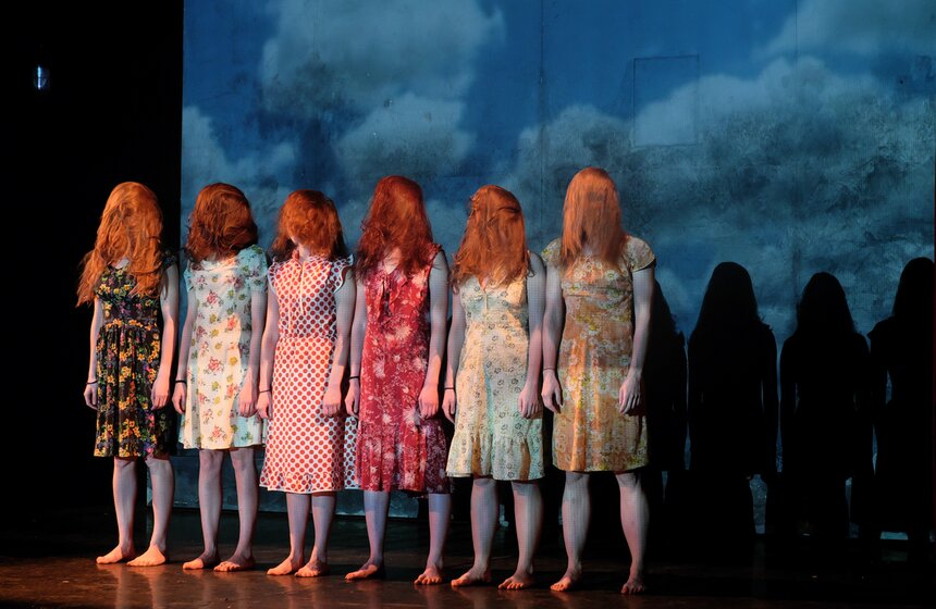 Спектакли "Золотой маски": "Молодая гвардия" 9 фото