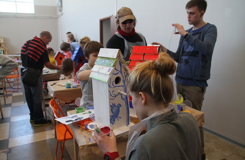 День птиц: декорируем скворечники вместе с Иваном Охлобыстиным 27 фото