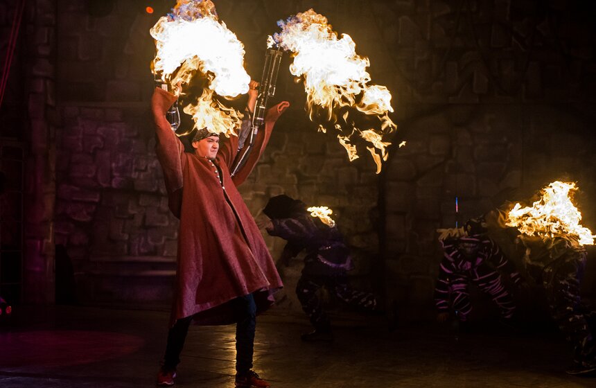 Историческое шоу "Щит России" прошло в Парке киноприключений 17 фото