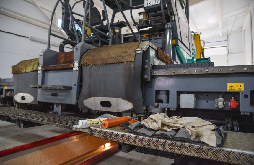 Пресс-тур на специализированную базу  ГБУ "Автомобильные дороги" 12 фото