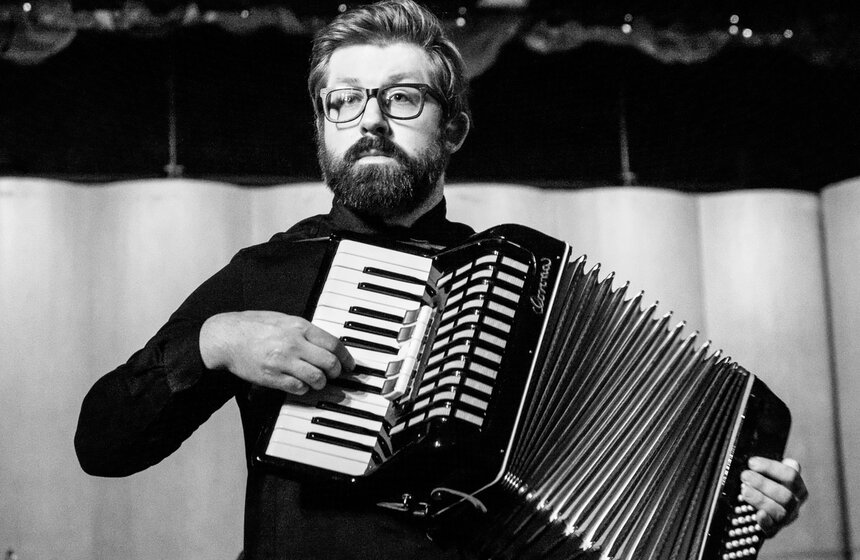 Концерт Миши Мищенко с симфоническим оркестром и хором 12 фото