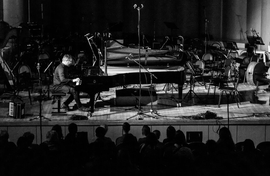 Концерт Миши Мищенко с симфоническим оркестром и хором 35 фото