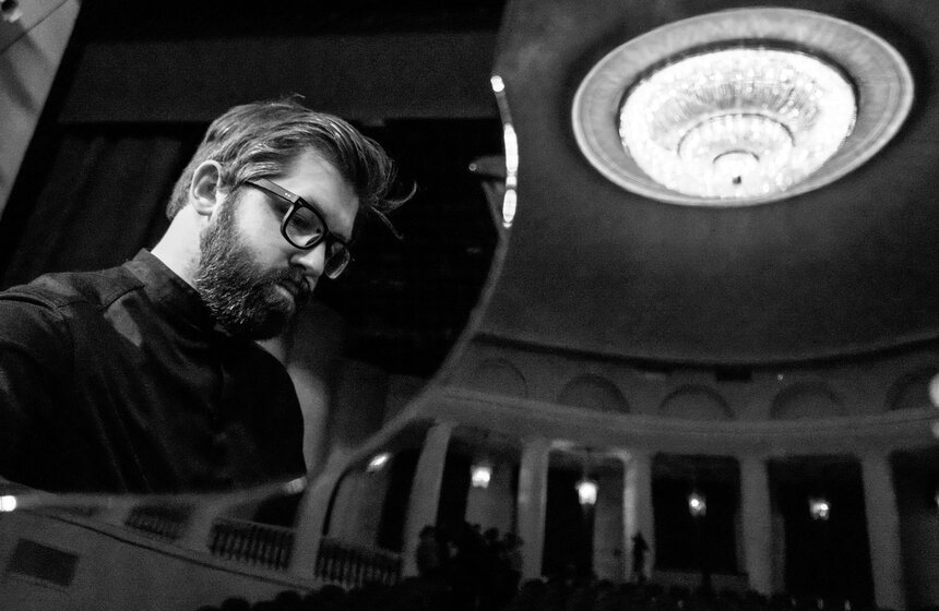 Концерт Миши Мищенко с симфоническим оркестром и хором 26 фото